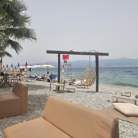 Loft Magna Grecia Reggio Calabria Centro Storico A 3 Minuti A Piedi Dal Mare 아파트 외부 사진