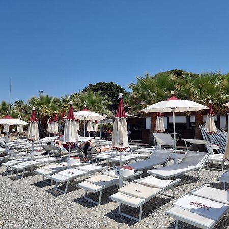 Loft Magna Grecia Reggio Calabria Centro Storico A 3 Minuti A Piedi Dal Mare 아파트 외부 사진