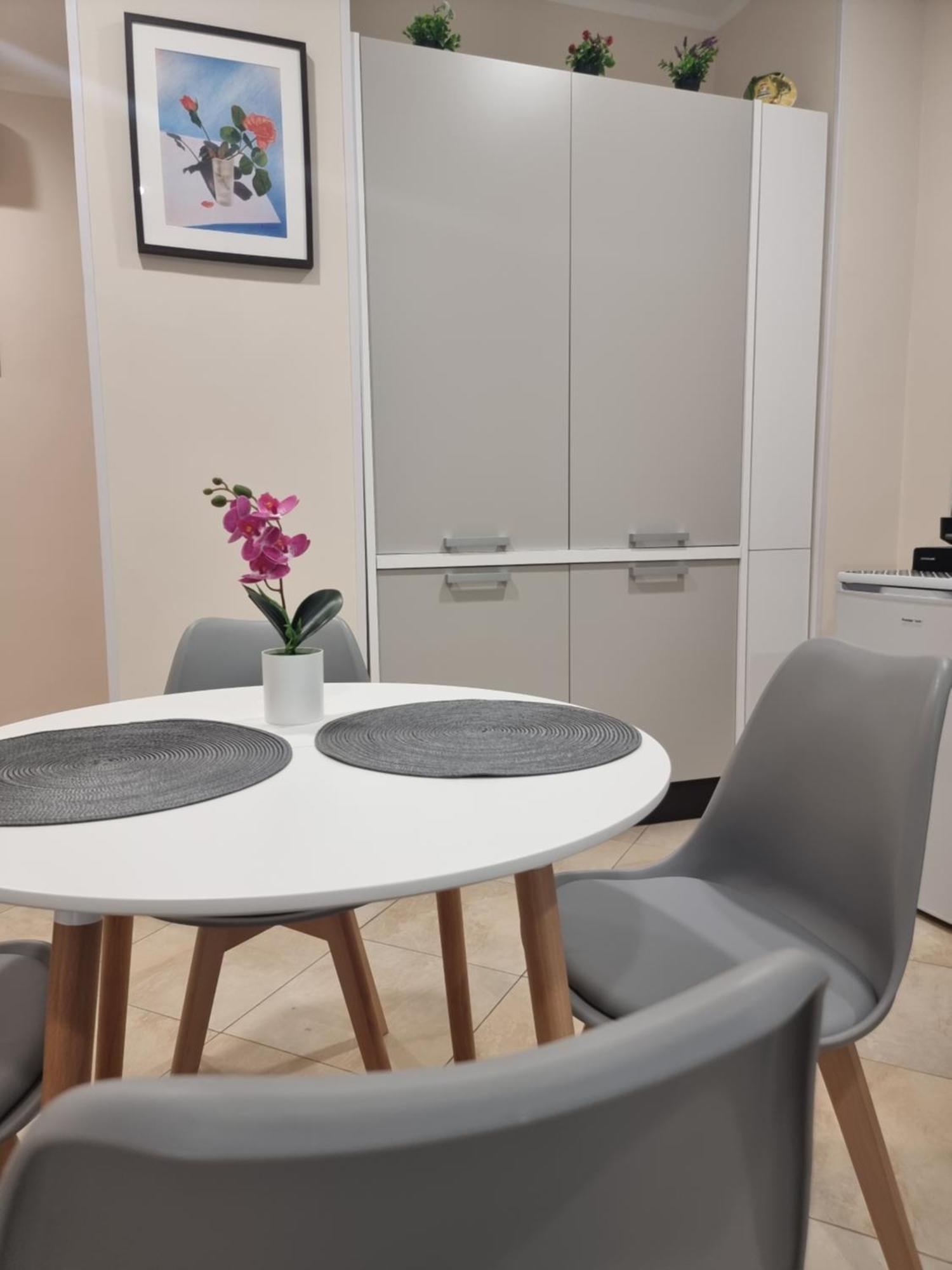 Loft Magna Grecia Reggio Calabria Centro Storico A 3 Minuti A Piedi Dal Mare 아파트 외부 사진