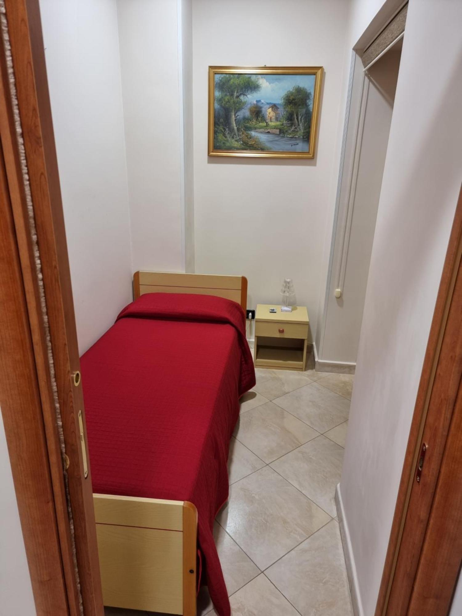 Loft Magna Grecia Reggio Calabria Centro Storico A 3 Minuti A Piedi Dal Mare 아파트 외부 사진