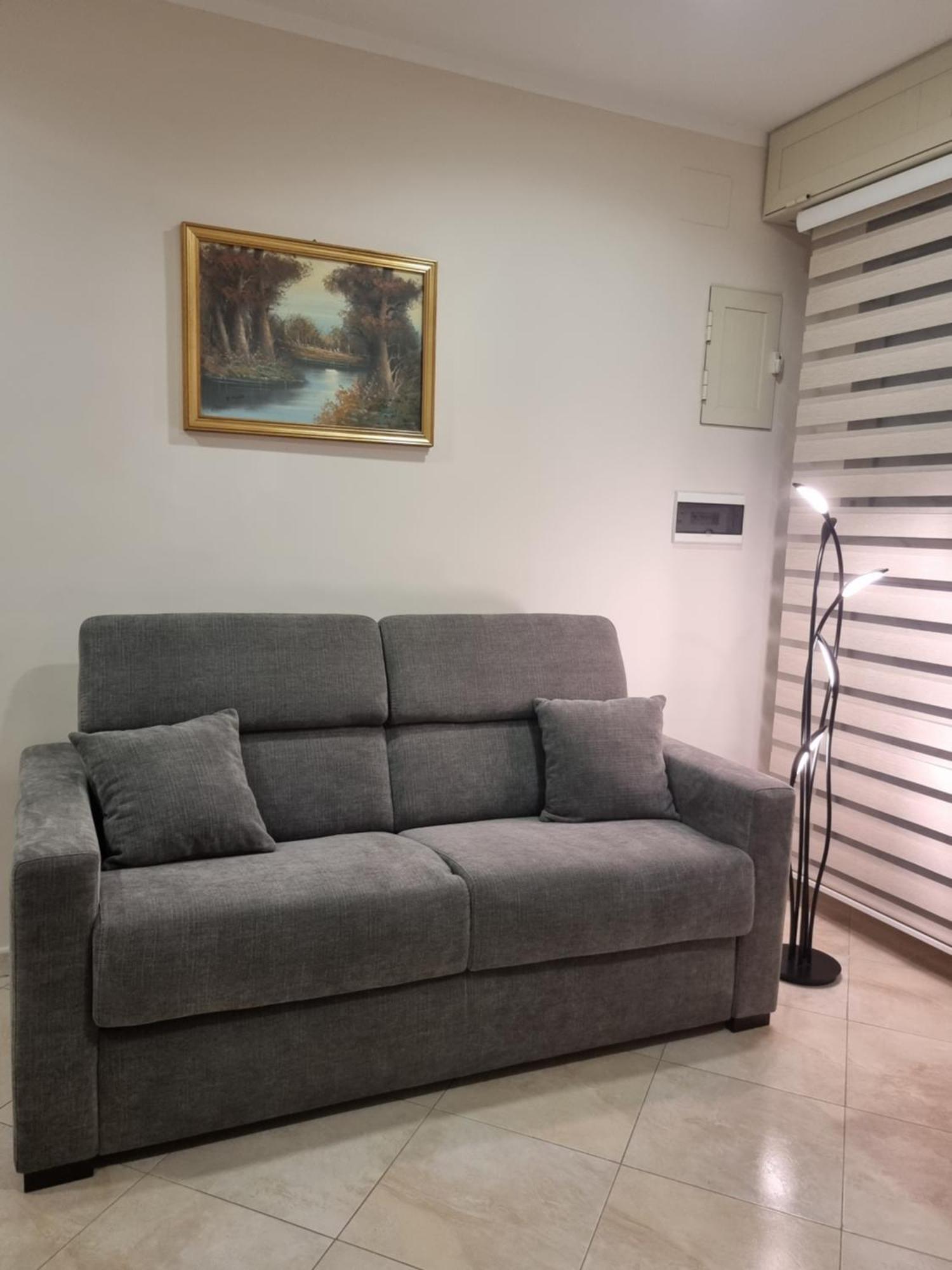 Loft Magna Grecia Reggio Calabria Centro Storico A 3 Minuti A Piedi Dal Mare 아파트 외부 사진