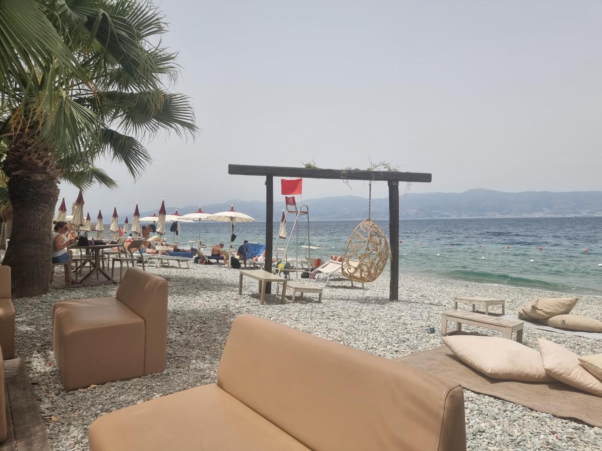 Loft Magna Grecia Reggio Calabria Centro Storico A 3 Minuti A Piedi Dal Mare 아파트 외부 사진