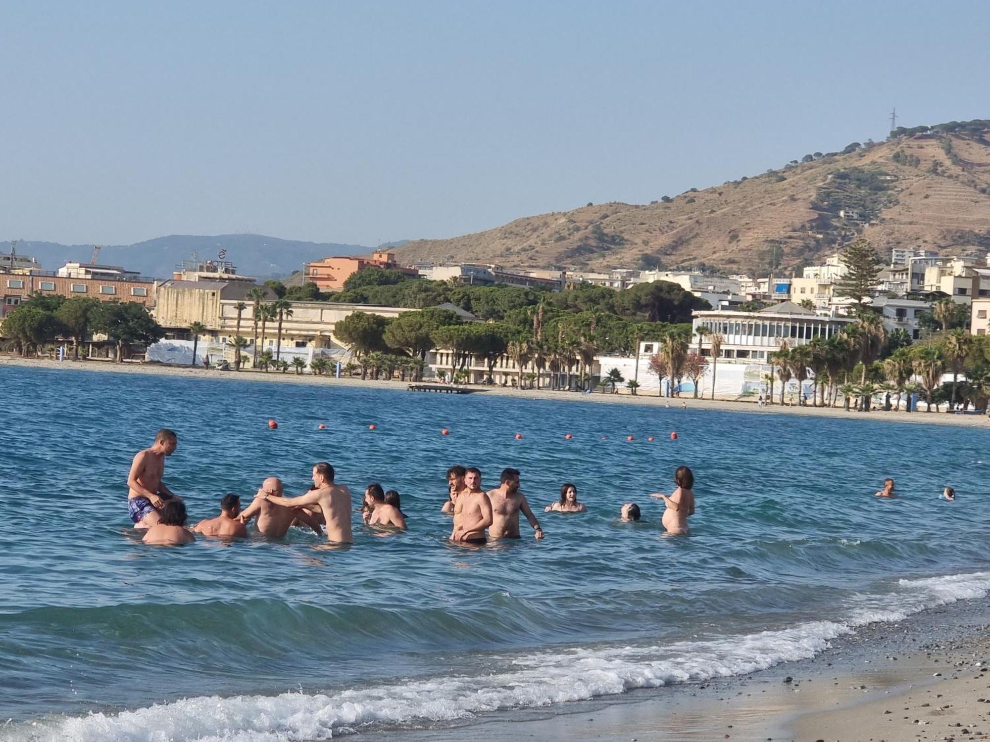 Loft Magna Grecia Reggio Calabria Centro Storico A 3 Minuti A Piedi Dal Mare 아파트 외부 사진